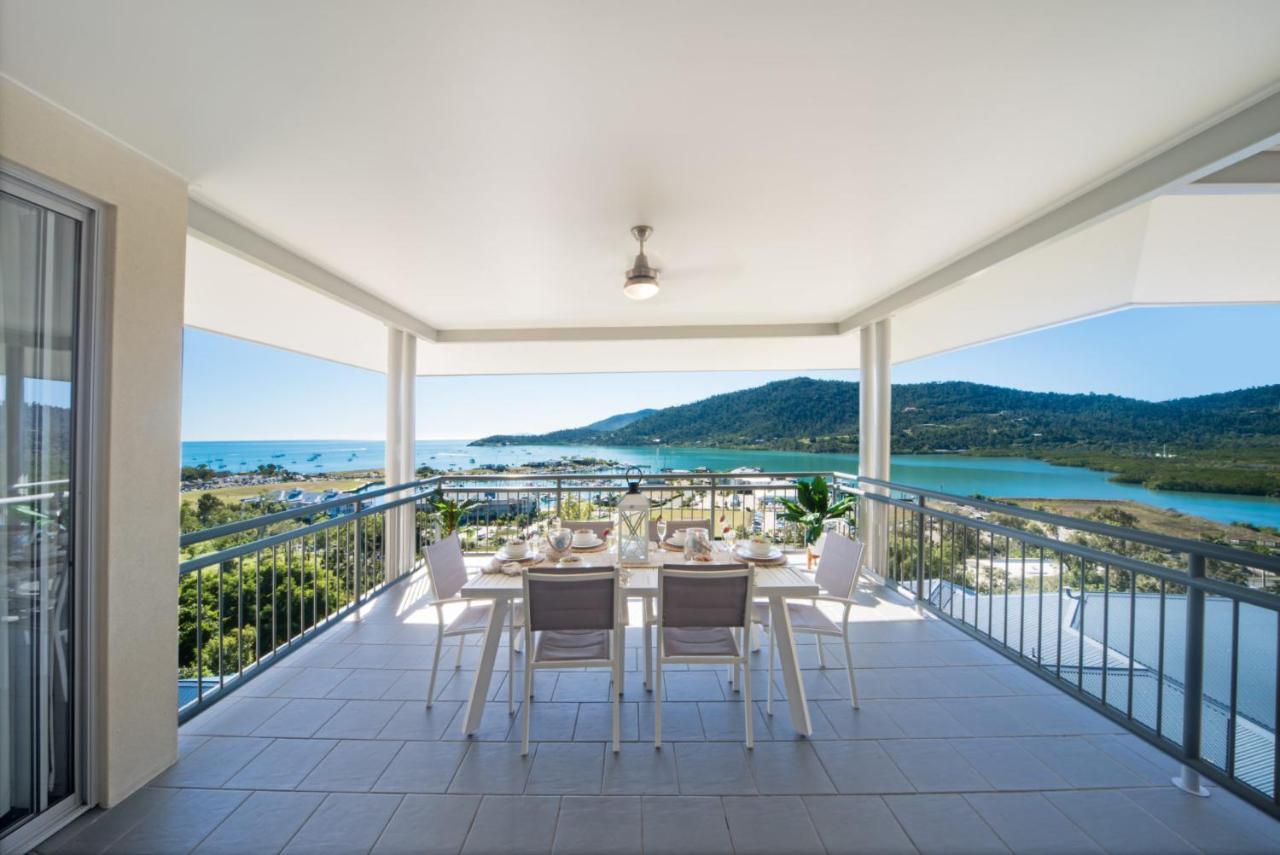 The Hamptons On Airlie Apartment Airlie Beach Exterior photo